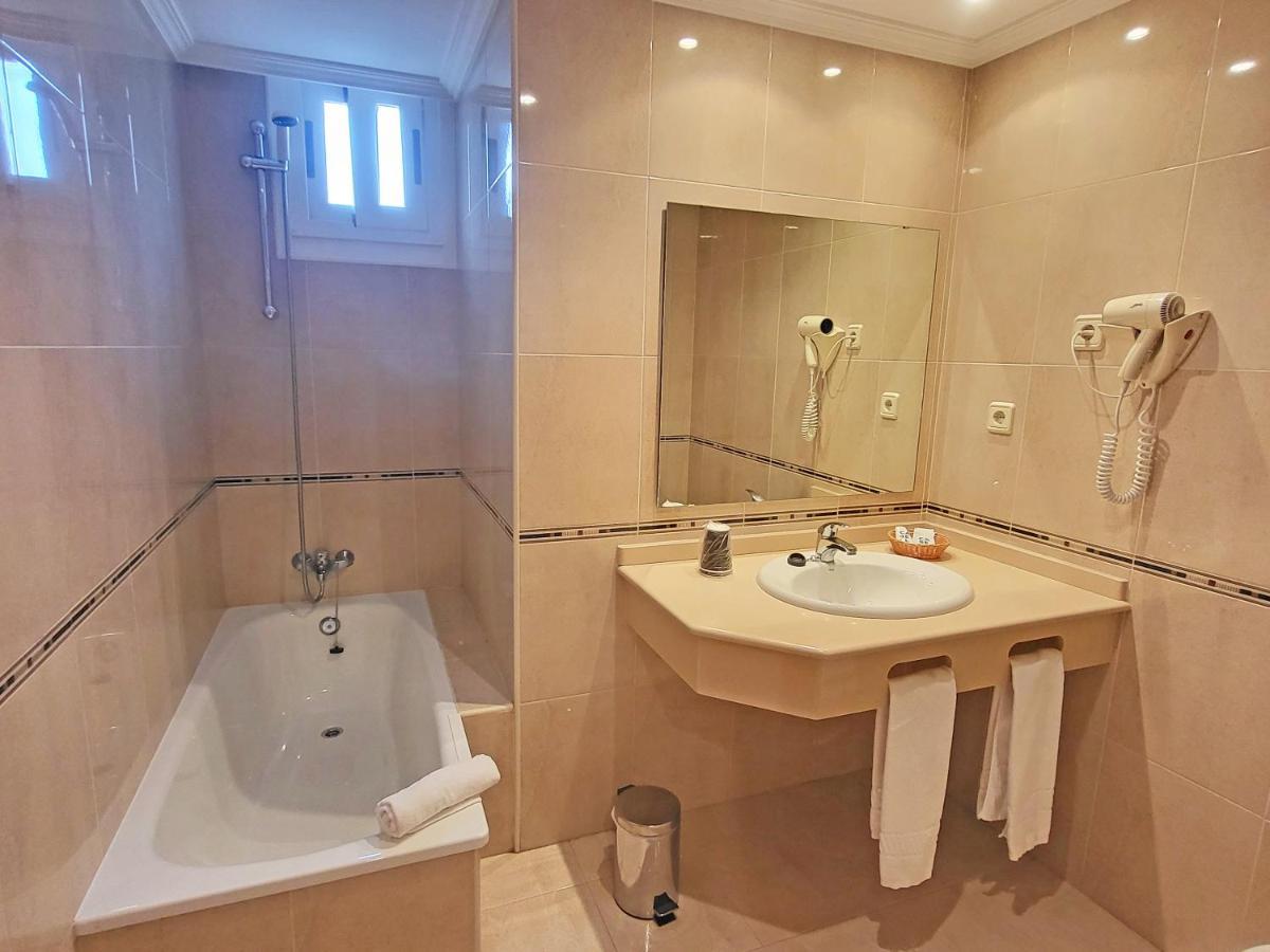 Hotel Villa Juanita O Grove Εξωτερικό φωτογραφία