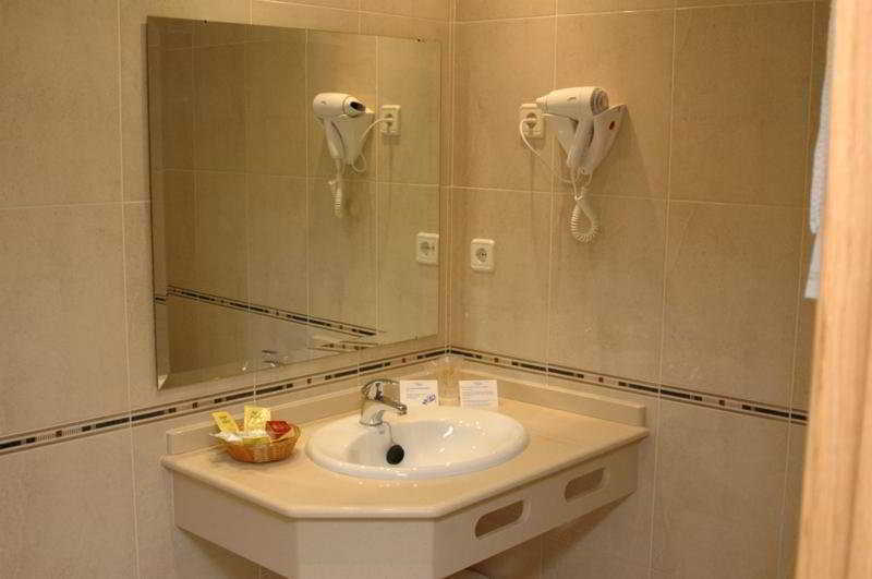 Hotel Villa Juanita O Grove Εξωτερικό φωτογραφία